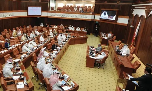 نواب: سفارات أجنبية تدرب أفراداً للمشاركة في الانتخابات