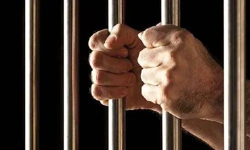 السجن 5 سنوات لتاجر مخدرات في البحرين