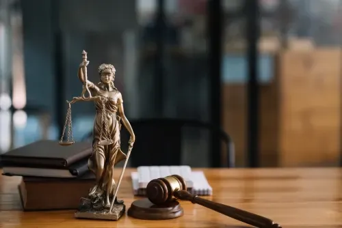 Court Rejects Woman\'s Salary Claim