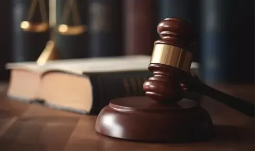Lawyer on Trial Over Paternity Row Case Leak