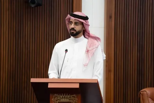 خلل فني يؤخر صرف المعاشات التقاعدية، ونائب يطالب بإصلاحات عاجلة