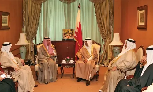 «البحرين تقف قلباً وقالباً مع السعودية»