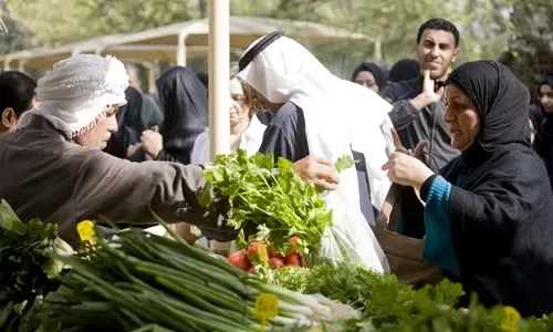سوق المزارعين الأسبوعي يستضيف مهرجاناً للأطفال