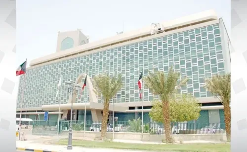 Kuwait Municipality closes 112 stores violating COVID-19 safety measures in June