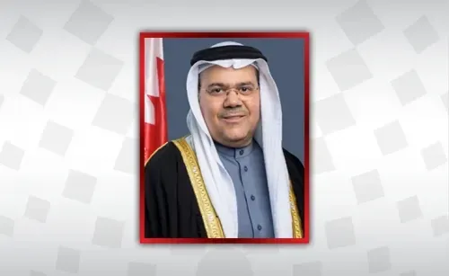 البحرين تهدي كتباً إسلامية إلى روسيا