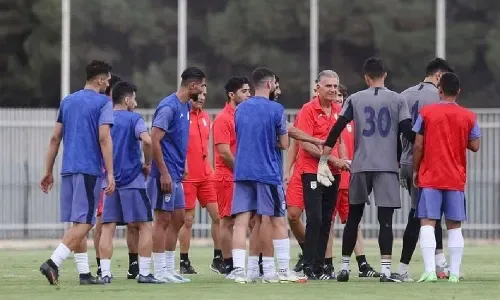 منتخب إيران لكرة القدم يفقد دعم جماهيره وسط اضطرابات واسعة في الداخل