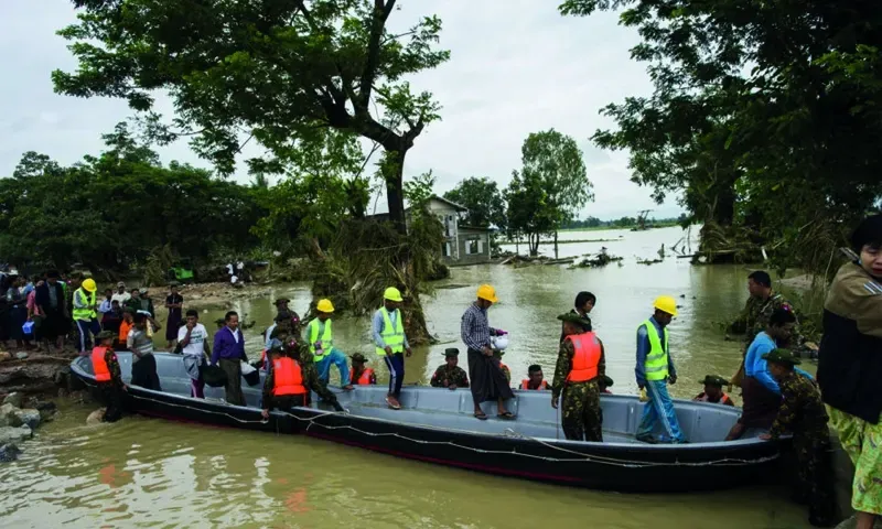 Thousands stranded in Myanmar dam flooding