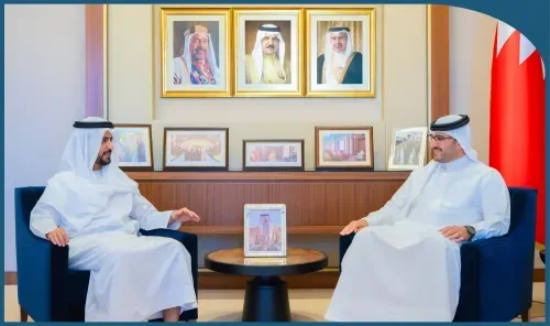 سمو الشيخ عيسى بن سلمان يلتقي سفير دولة الإمارات لبحث تعزيز العلاقات الثنائية