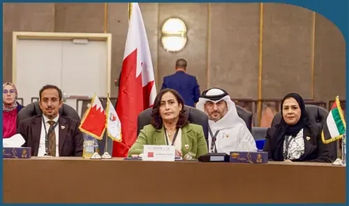 الرئيس التنفيذي للمستشفيات الحكومية في البحرين تقدم محاضرة في مؤتمر "إيجي هيلث" بالقاهرة