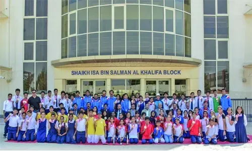 استقبال الأبطال لطلاب المدرسة الهندية بالبحرين