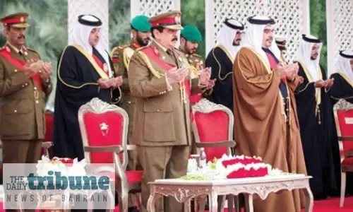 Tribute to brave heroes