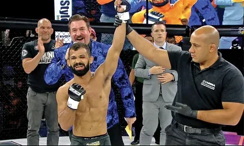 Nine time IBJJF Champ wins debut at Brave