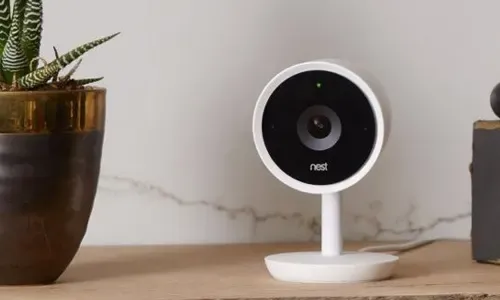 Hacker uses Nest camera to broadcast nuke alert