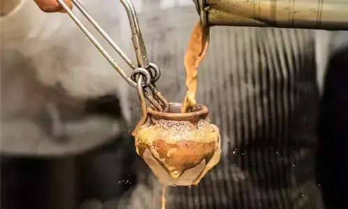 شاي التندور يلهب الأجواء في باكستان