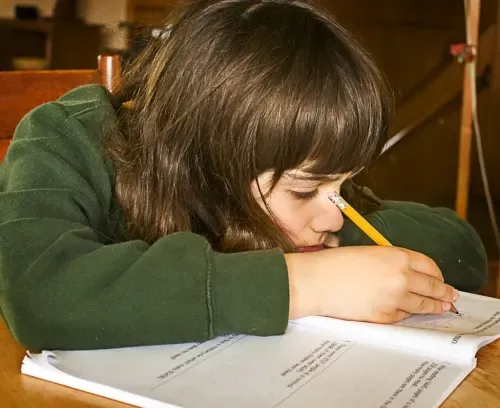 Study Links Problematic Social Media Use to ADHD