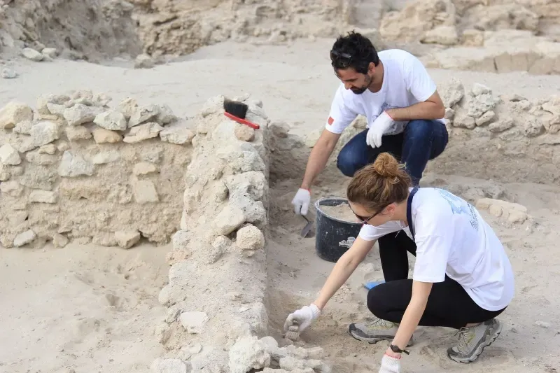 متطوعون يستعدون للحفاظ على تراث المملكة