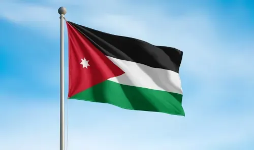 إصابة 11 شخصاً بالاختناق إثر تسرب غاز الأمونيا في مجمع صناعي بالأردن