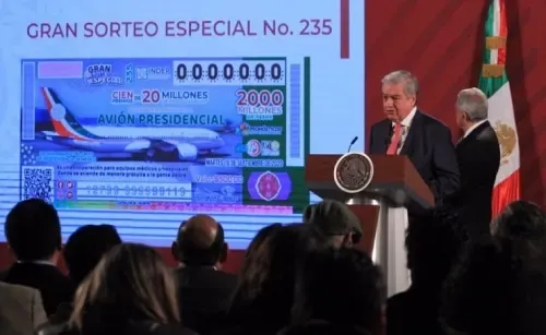 Mexico only sells quarter of raffle tickets for presidential plane