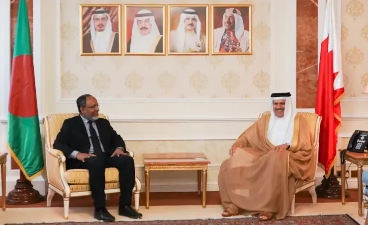 Foreign Affairs Minister receives Bangladeshi Ambassador