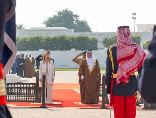 البحرين وإيطاليا تعززان العلاقات الاستراتيجية خلال لقاء سمو ولي العهد ورئيسة الوزراء جورجيا ميلوني