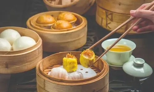 احتفلوا برأس السنة القمرية الجديدة في مطعم re/Asian Cuisine - بقلم تانيا ريبيلو