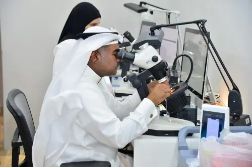أجنحة "دانات" تشهد إقبالاً كبيراً في اليوم الأول لمعرض الجواهر العربية