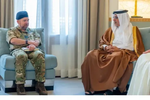 سمو ولي العهد رئيس مجلس الوزراء يلتقي كبير مستشاري الدفاع البريطاني لمنطقة الشرق الأوسط وشمال أفريقيا لتعزيز العلاقات الأمنية