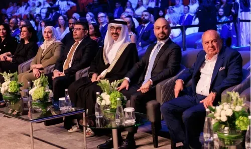 طراز عالمي، وإرث محلي