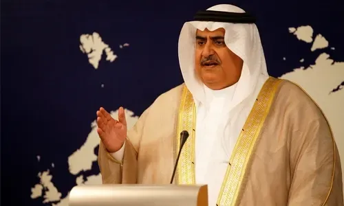وزير الخارجية للمسؤولين القطريين: احترموا القانون