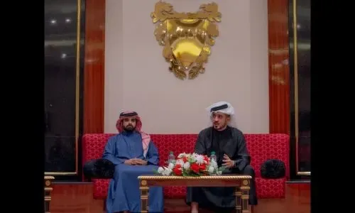 سمو الشيخ خالد بن حمد يلتقي المنتخب الوطني