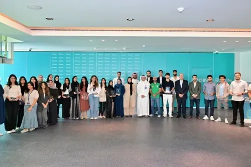 زين البحرين تحتفي بتخريج متدربي برنامجها الصيفي