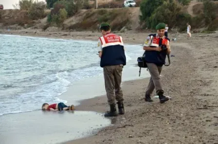 Family of drowned Syrian boy wanted to come to Canada: report