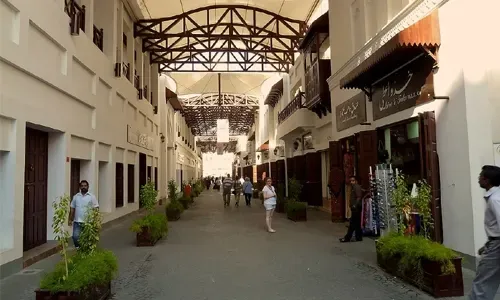 اكتشاف السحر الذي لا يقاوم في سوق المنامة