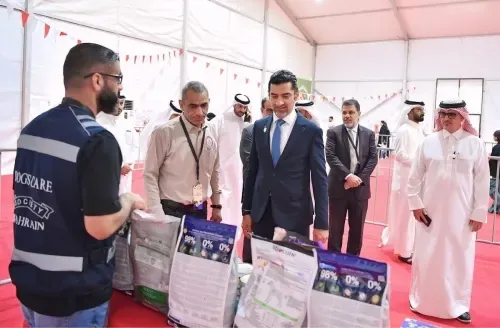 وزير شؤون البلديات والزراعة يزور معرض «مراعي 2025»