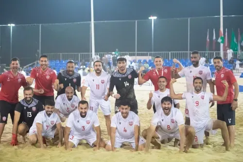 البحرين تتأهل إلى نصف نهائي بطولة غرب آسيا لكرة القدم الشاطئية