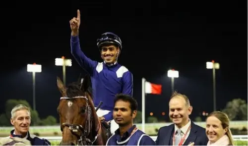 إبراهيم نادر يحقق إنجازاً بارزاً في سباقات الخيل البريطانية
