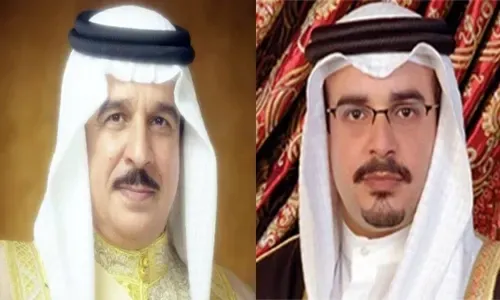 جلالة الملك يهنئ سمو ولي العهد رئيس مجلس الوزراء بنجاح سباق جائزة البحرين الكبرى للفورمولا 1