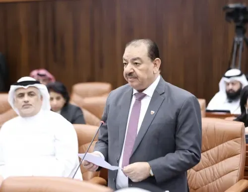 «استثمروا في شبابنا»