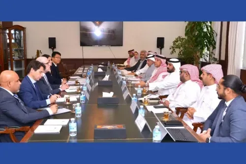 الشيخ خليفة بن سلمان بن محمد آل خليفة يلتقي ببعثة صندوق النقد الدولي الاستشارية
