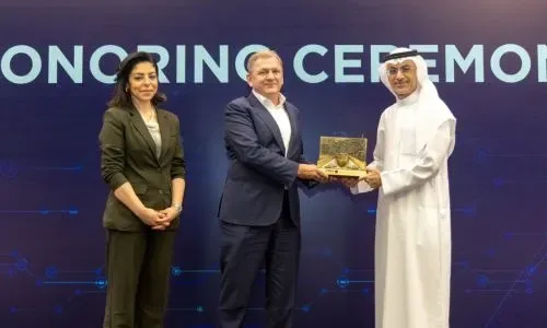 أسري تعزز قدرتها على خدمة القطاع البحري من خلال تبني الحلول السحابية