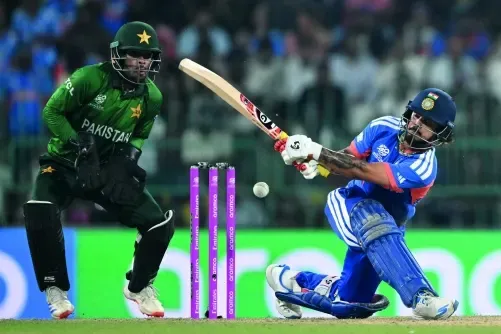 India crush Pakistan in World Cup