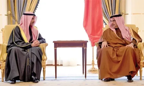 ولي العهد يستقبل رئيس مجلس الأمة الكويتي