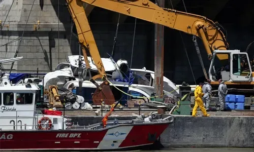 More bodies found as Hungary lifts sunken boat