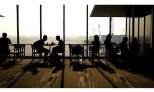 Drugging passengers at airport: Court adjourns trial