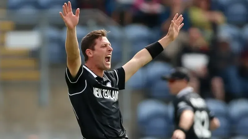 Kiwis thrash Sri Lanka