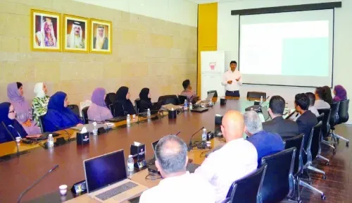 هيئة المعلومات والحكومة الإلكترونية ومايكروسوفت تتعاونان لتعزيز مهارات الذكاء الاصطناعي والبيانات لموظفي الحكومة