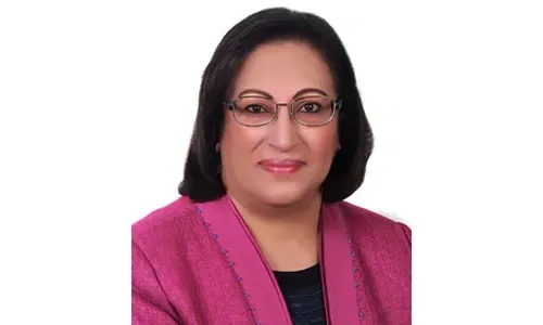وزيرة الصحة تشيد بدعم القيادة للكوادر العاملة في الصفوف الأمامية لمواجهة فيروس كورونا