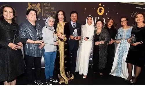 لندن تحتفي بإنجازات المرأة العربية من خلال جوائز تقديرية