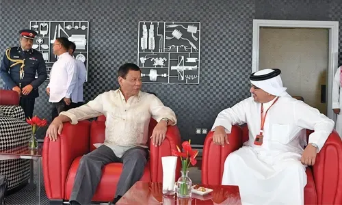 ولي العهد يستقبل الرئيس الفلبيني