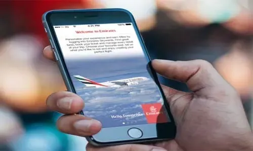 طيران الإمارات تطلق خدمة الحجز وإتمام إجراءات السفر عبر الإنترنت